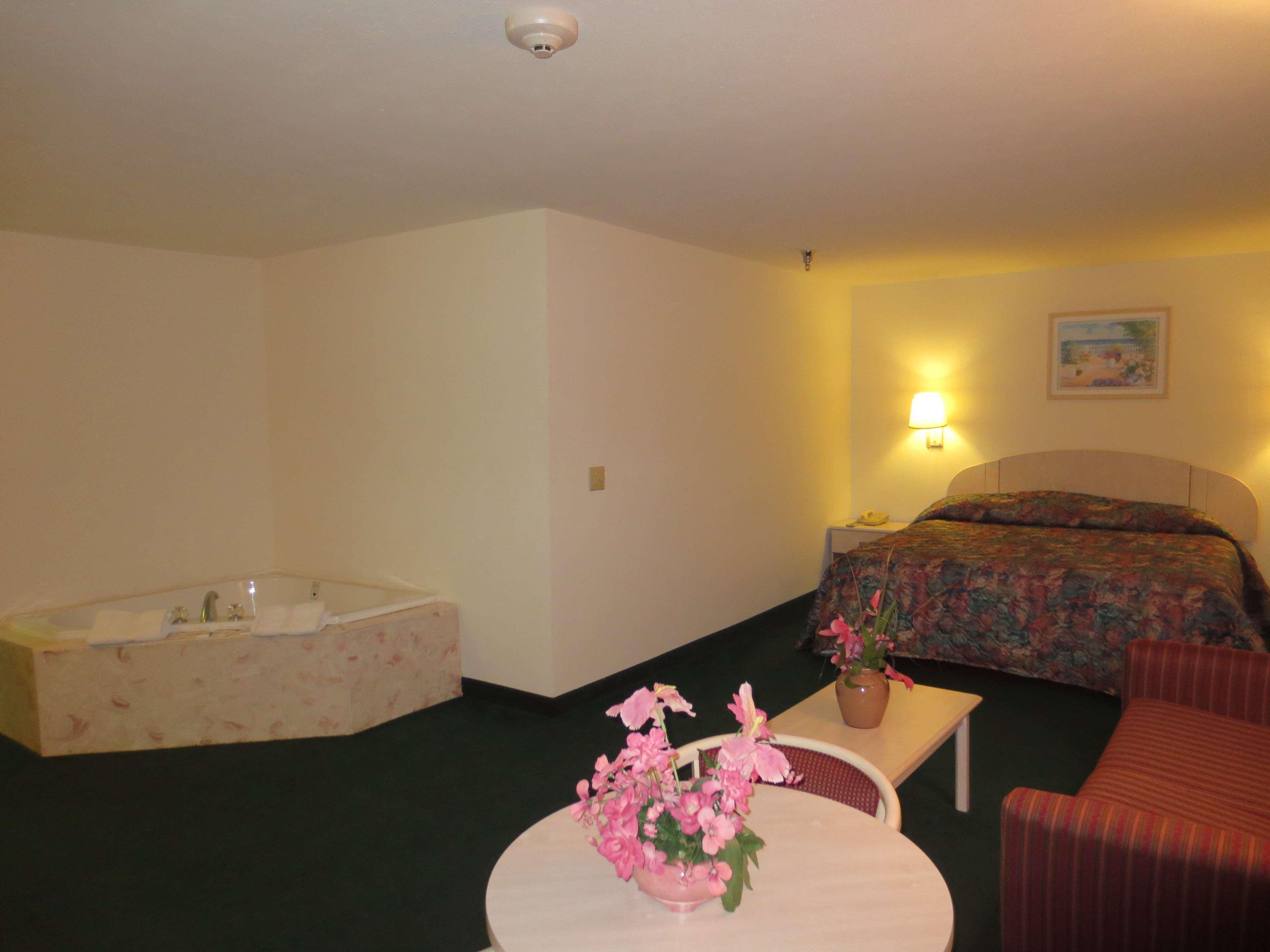 Pinckneyville Inn And Suites Zewnętrze zdjęcie