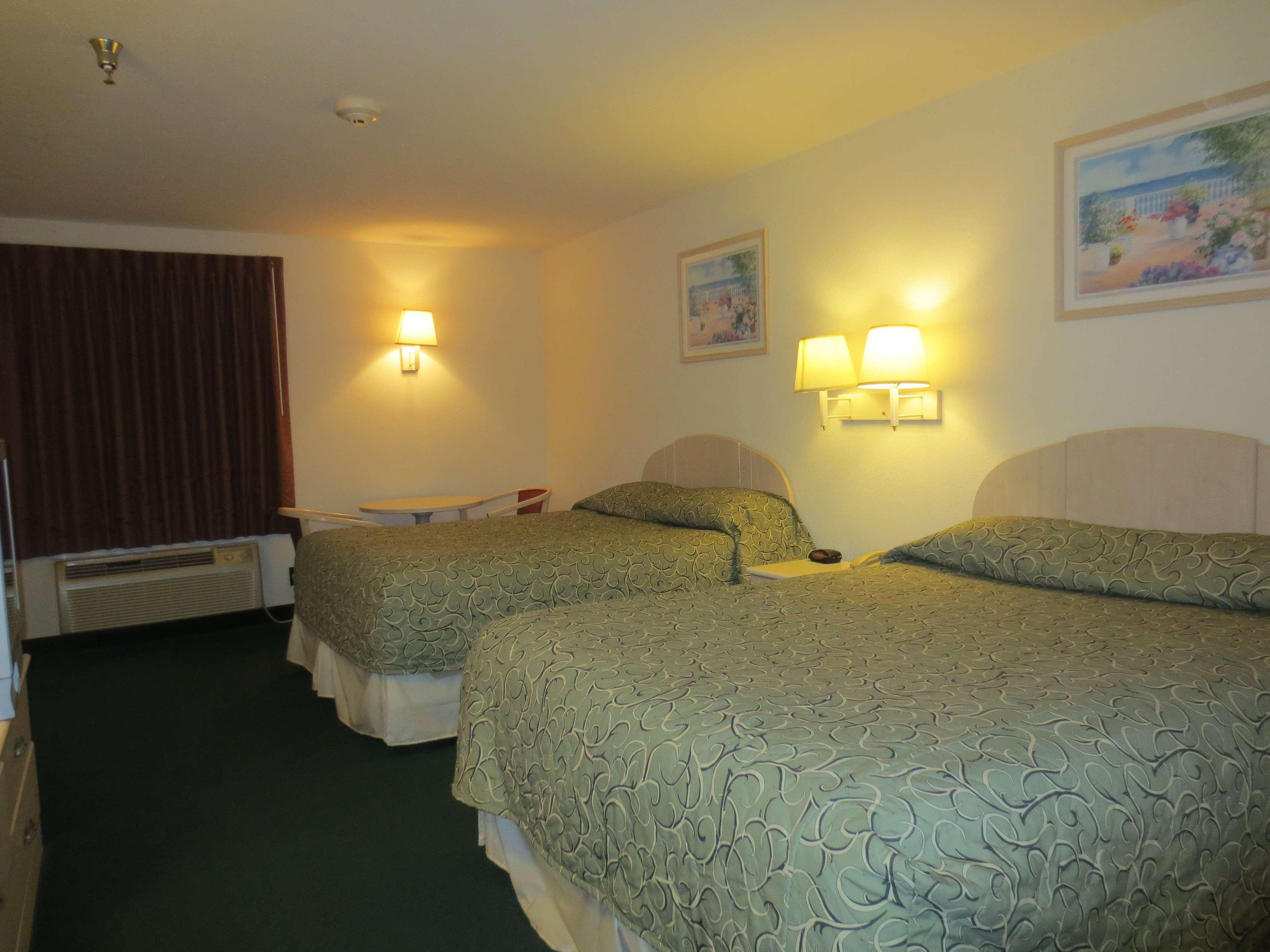 Pinckneyville Inn And Suites Zewnętrze zdjęcie