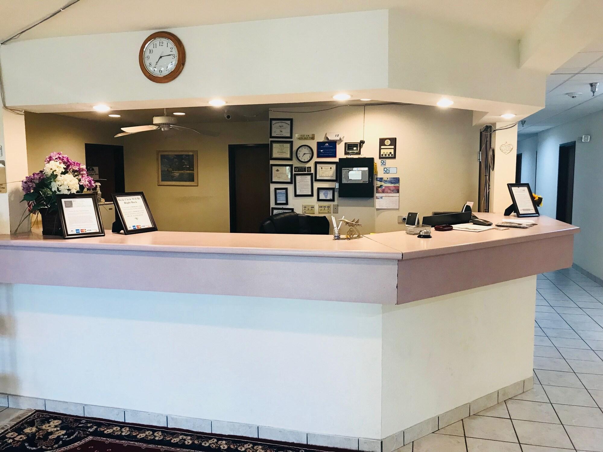 Pinckneyville Inn And Suites Zewnętrze zdjęcie
