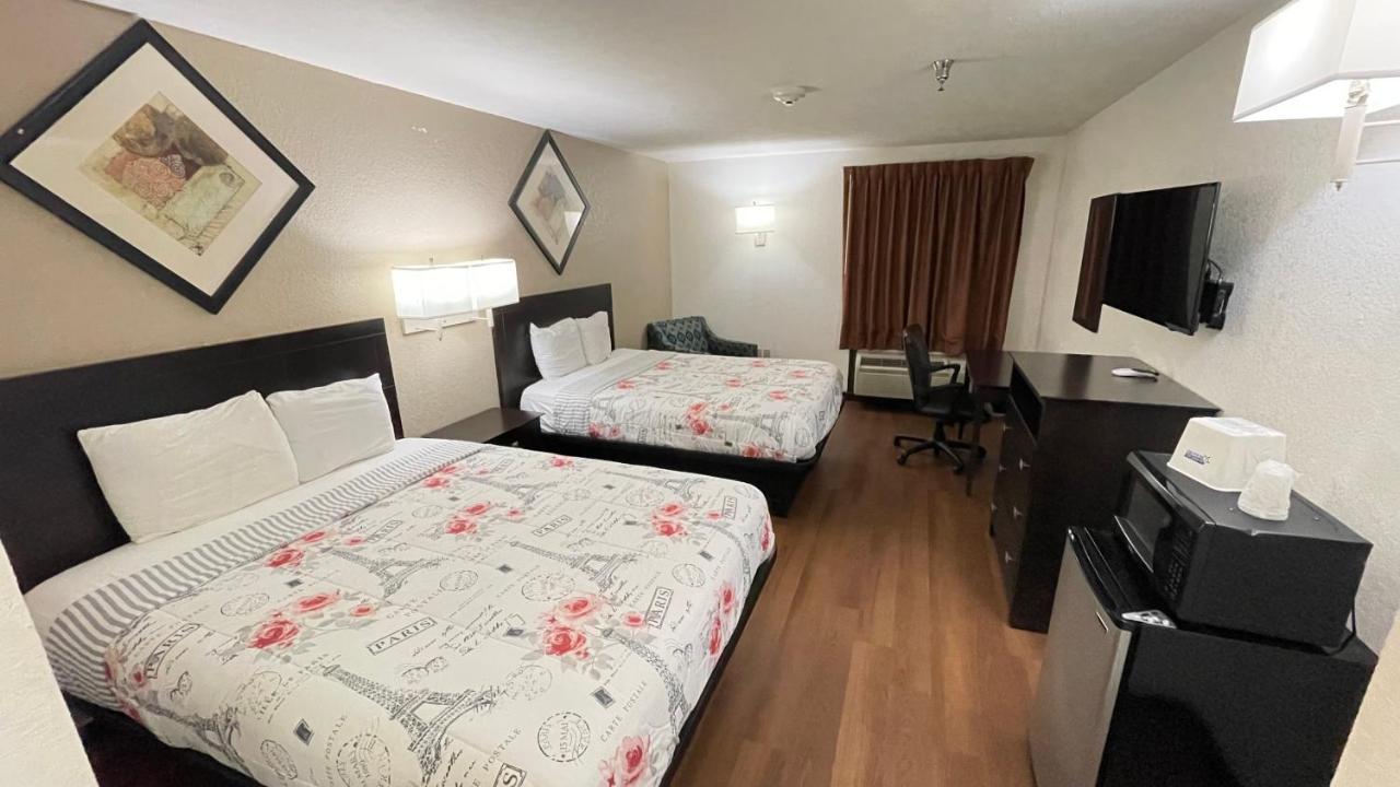 Pinckneyville Inn And Suites Zewnętrze zdjęcie