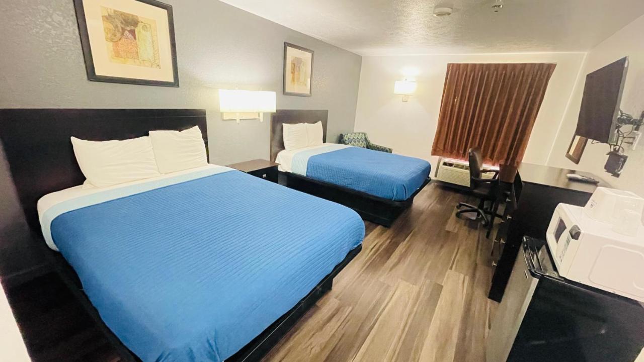 Pinckneyville Inn And Suites Zewnętrze zdjęcie