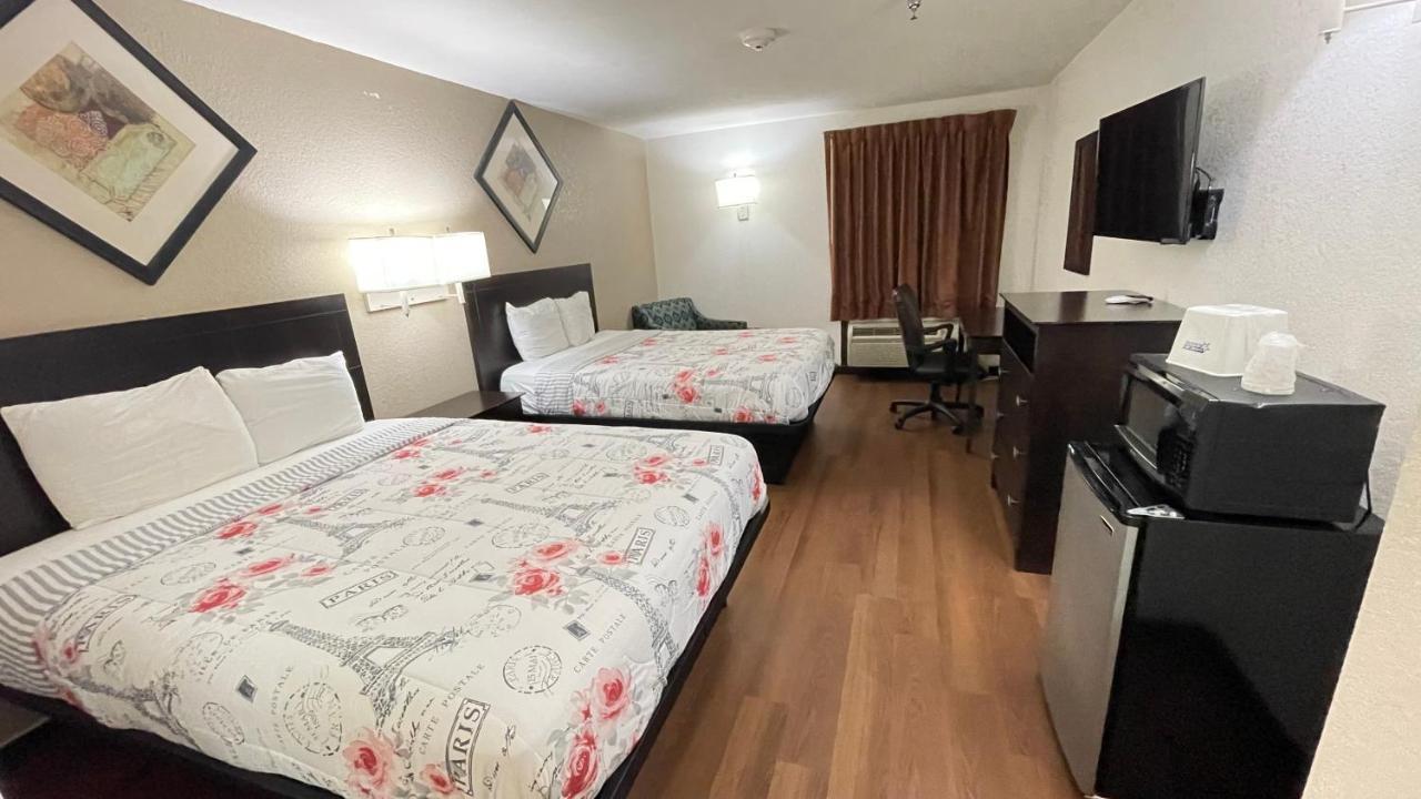 Pinckneyville Inn And Suites Zewnętrze zdjęcie