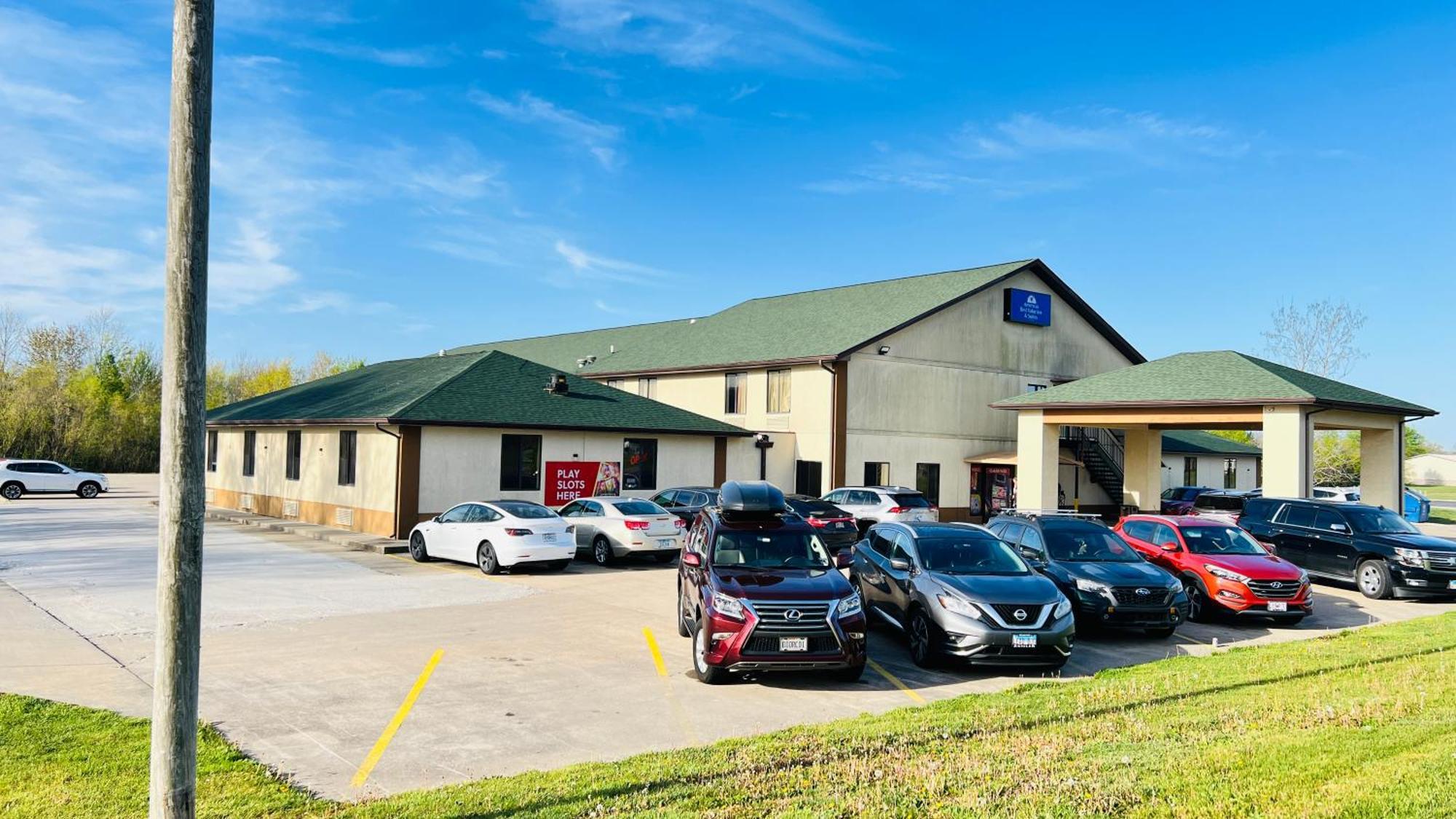 Pinckneyville Inn And Suites Zewnętrze zdjęcie